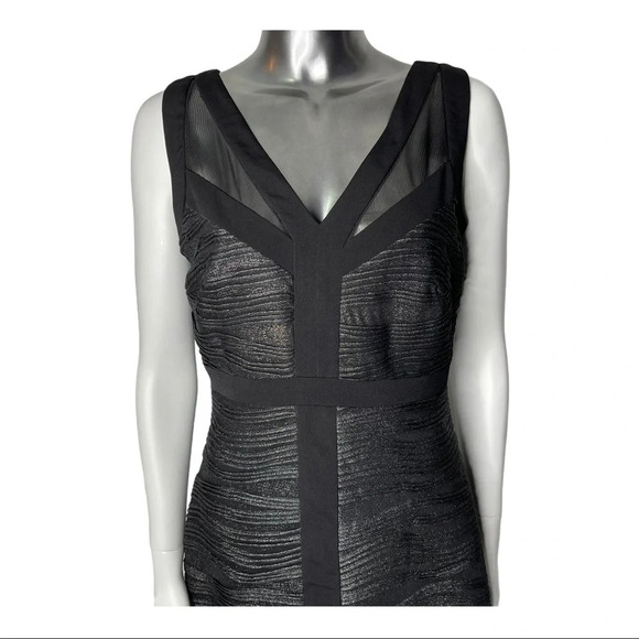🛍️3/$40 Black  and Silver Jax Cocktail Dress Cut Out Detail Size 6 - Picture 4 of 10